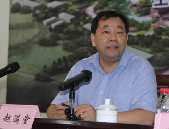 甘肃省委常委、宣传部部长连辑在本公司董事、金沙检测线路js69集团董事长赵满堂陪同下到金沙检测线路js69集团北京盛世南宫调研指导工作